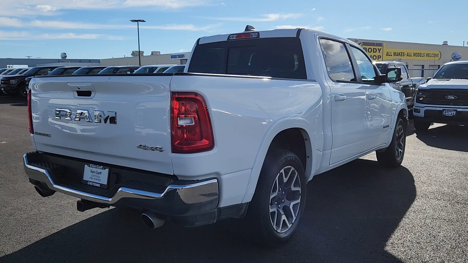 Used 2025 RAM 1500 Laramie AWD/4WD image 2