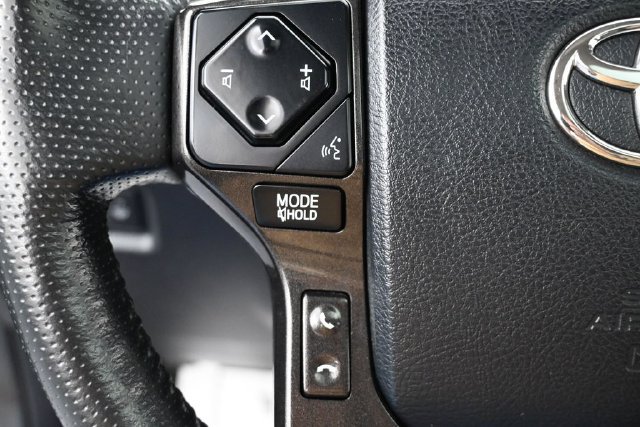 Used 2023 Toyota 4Runner TRD Off-Road Premium w/ Off Road Premium Plus Package AWD/4WD image 18