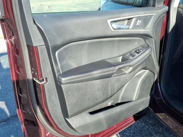 Certified 2024 Ford Edge SEL w/ Convenience Package AWD/4WD image 12