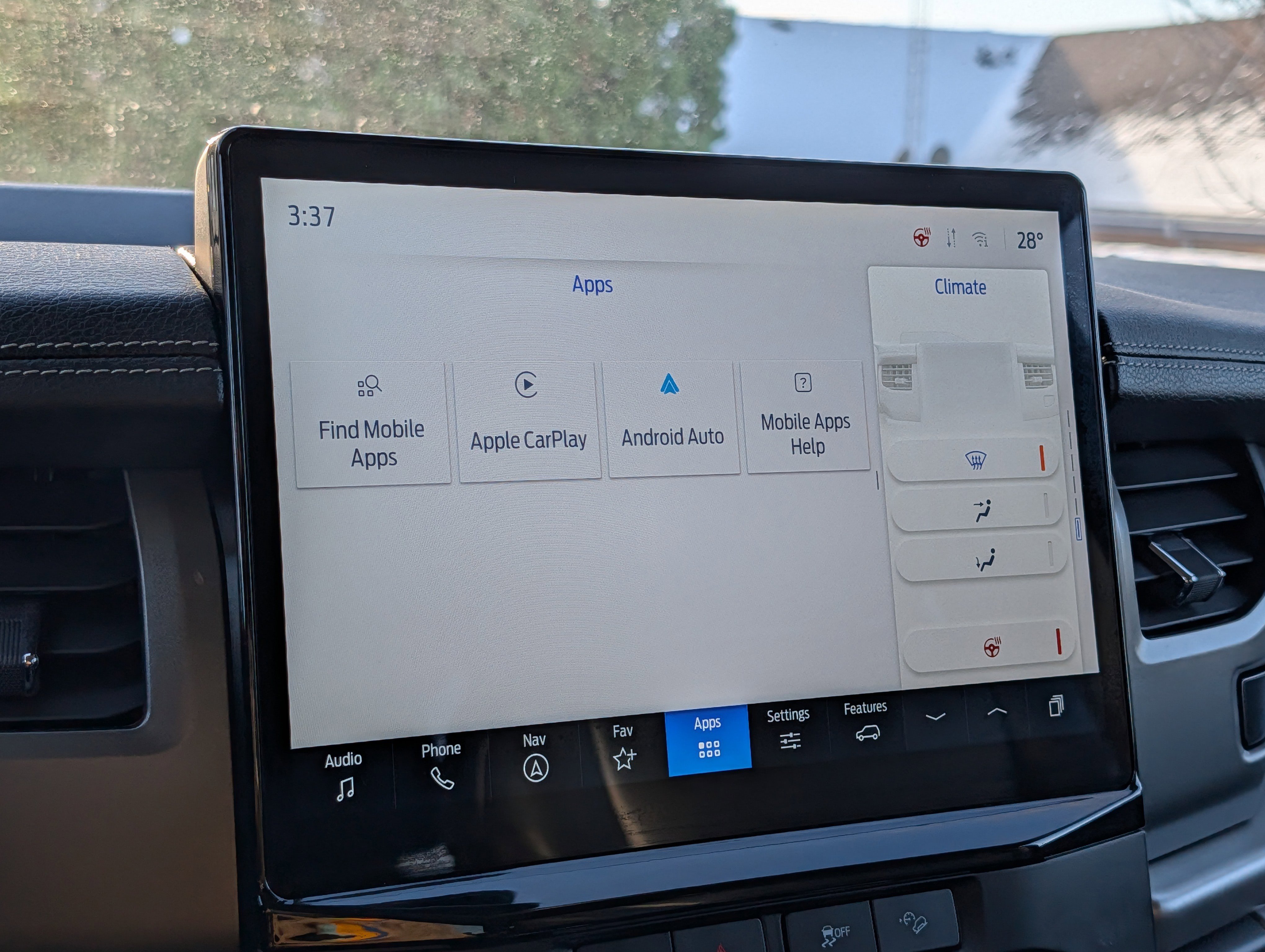 Certified 2024 Ford Expedition XLT image 22