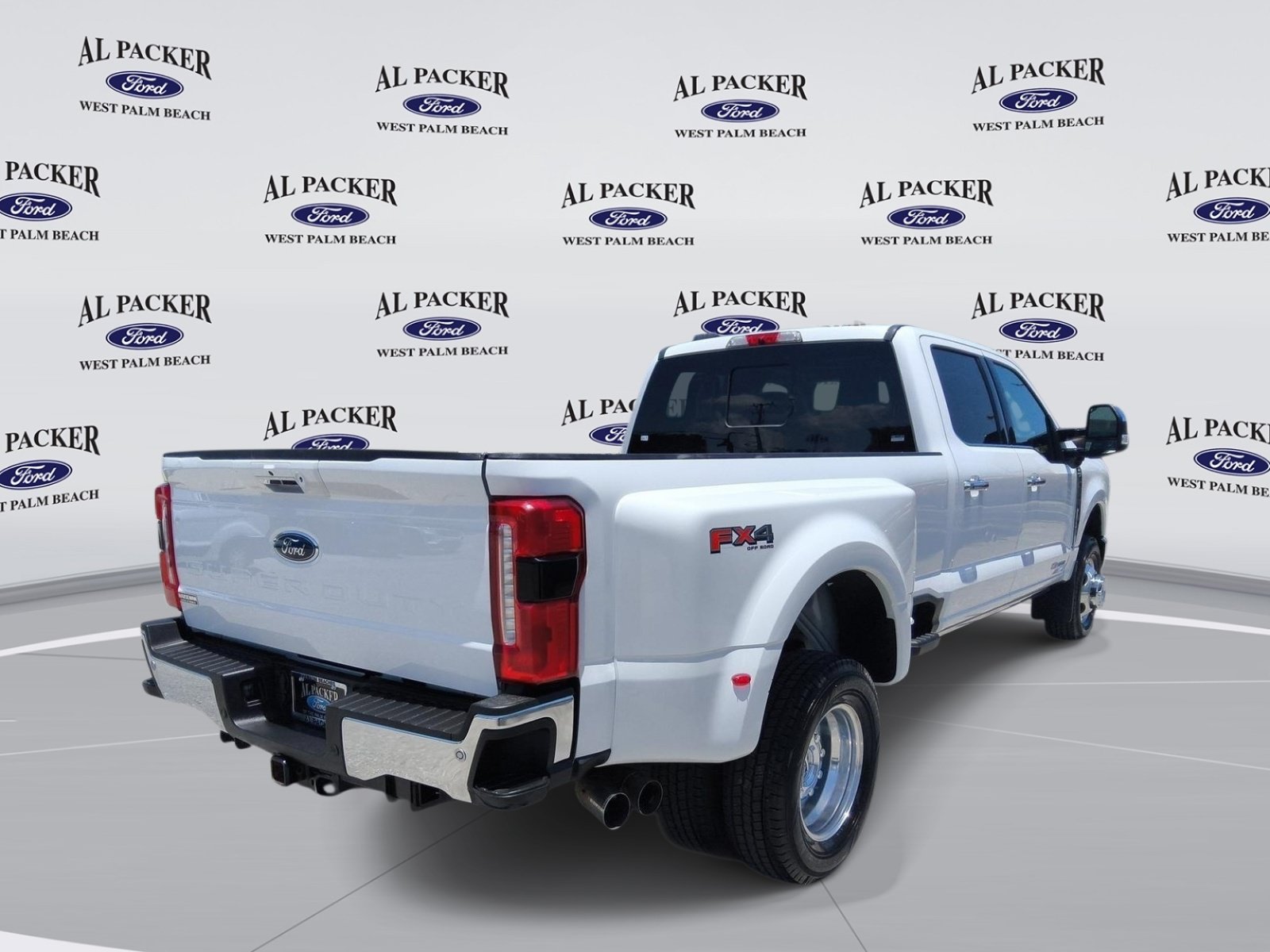 Certified 2024 Ford F350 Lariat w/ Lariat Ultimate Package AWD/4WD image 5