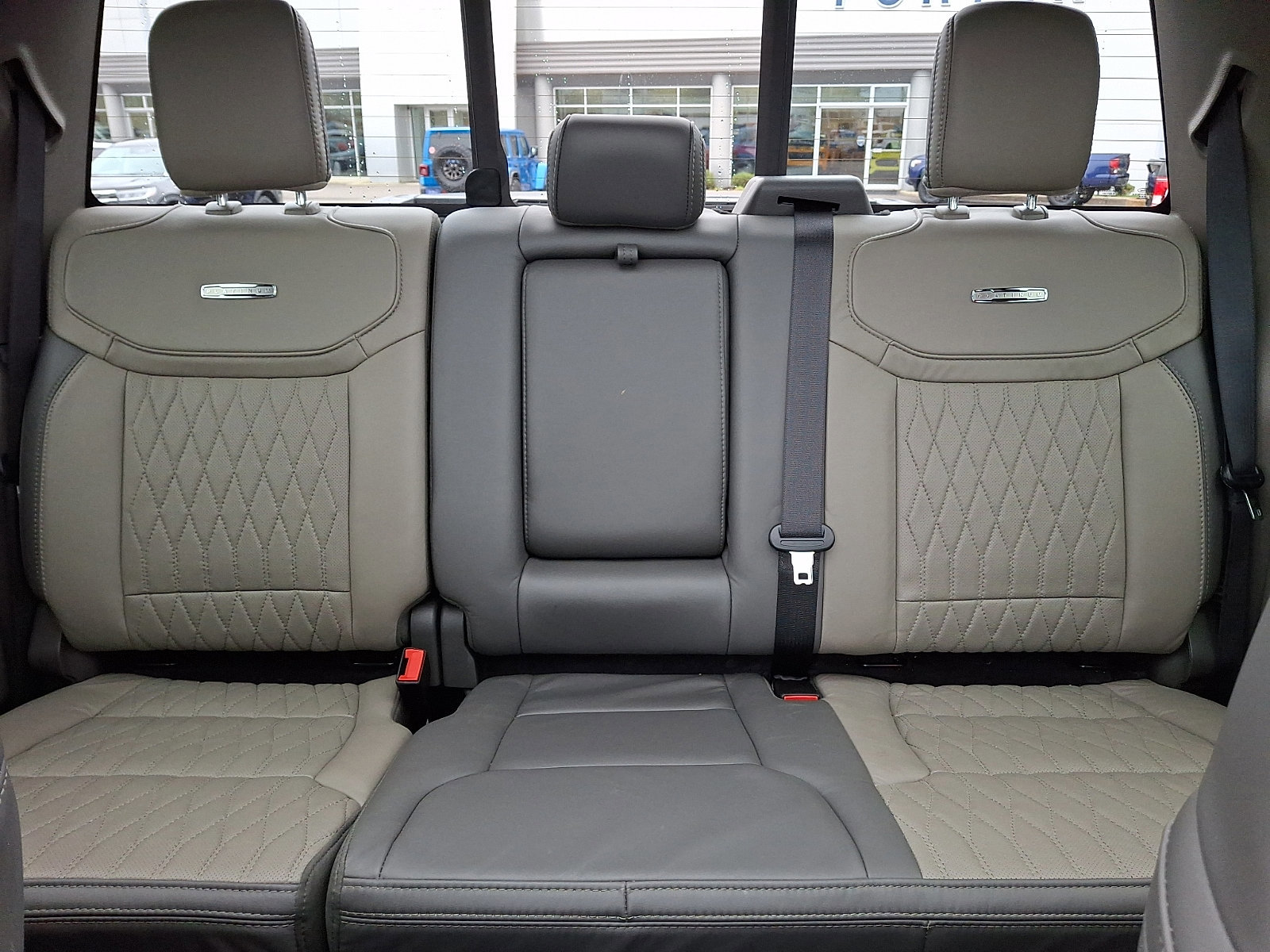 Certified 2025 Ford F350 Platinum w/ Platinum Plus Package image 18