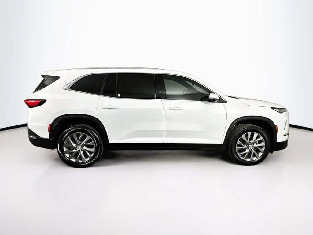 Used 2025 Buick Enclave Preferred FWD image 25
