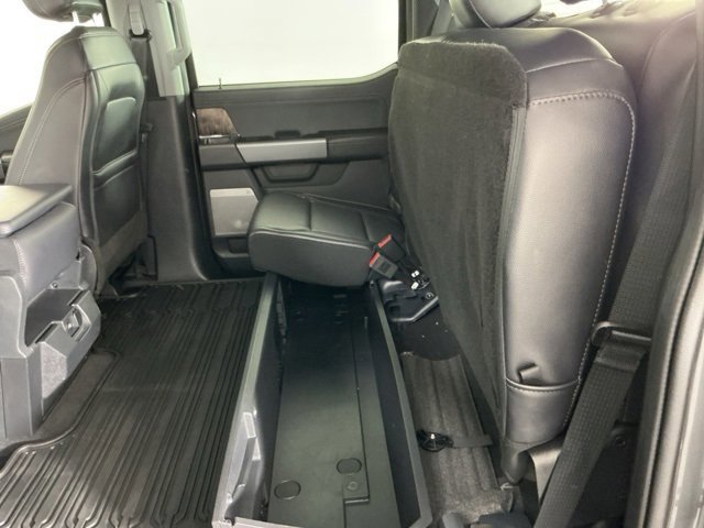 Certified 2025 Ford F350 Lariat w/ FX4 Off-Road Package image 31
