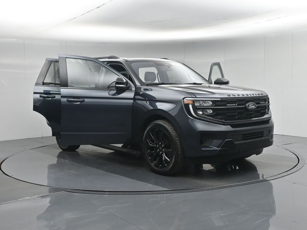 Certified 2025 Ford Expedition Platinum w/ Stealth Appearance Package image 59