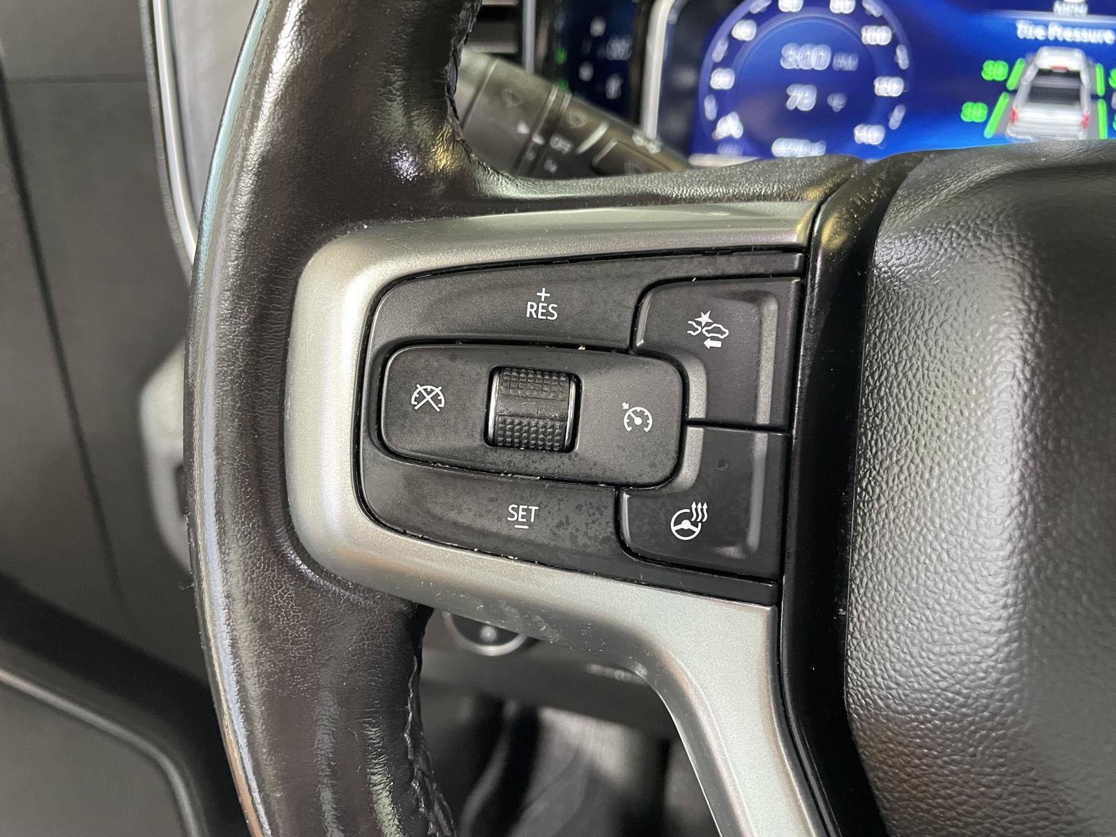 Used 2022 Chevrolet Silverado 1500 LT AWD/4WD image 14