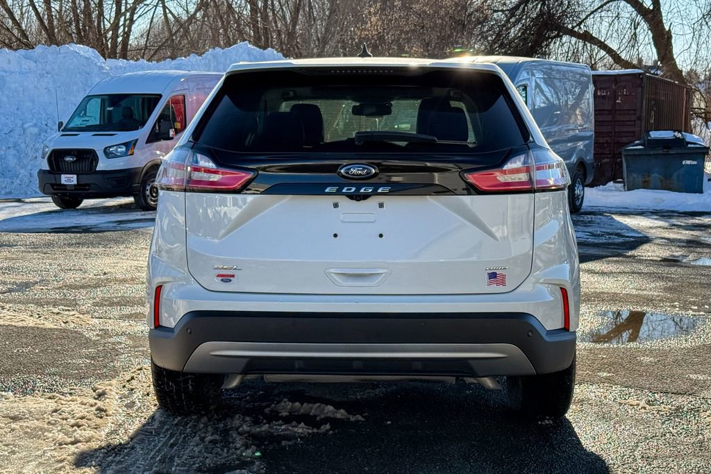 Certified 2022 Ford Edge SEL w/ Convenience Package image 4