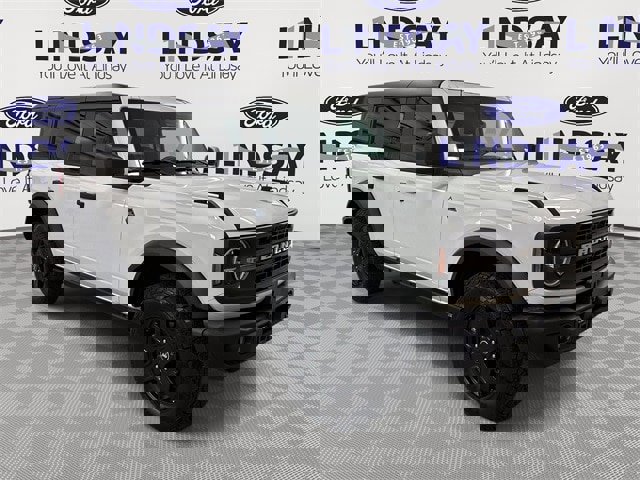 Certified 2024 Ford Bronco Black Diamond image 7