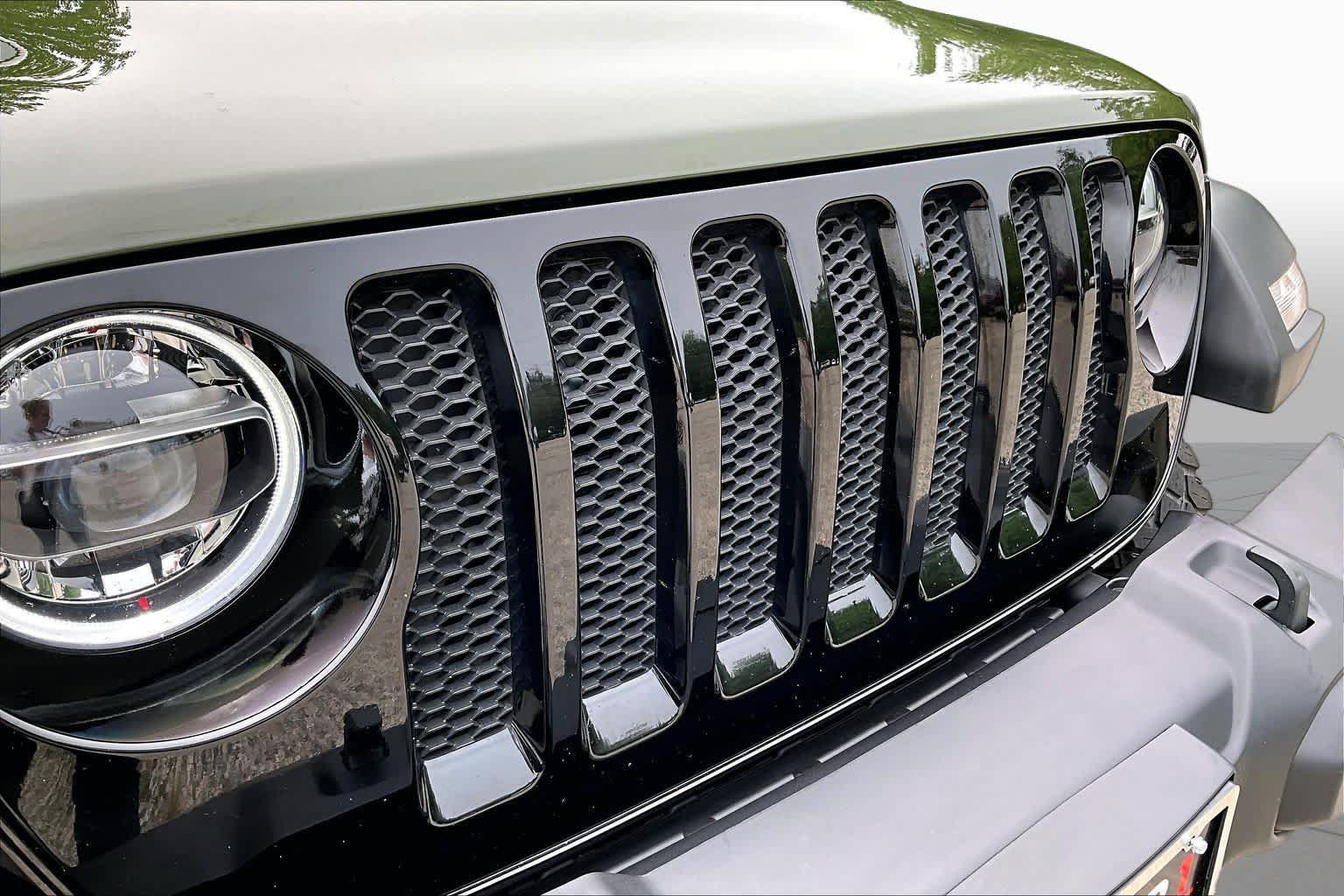 Used 2021 Jeep Wrangler Unlimited Sport AWD/4WD image 32