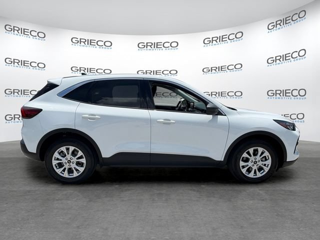 Certified 2024 Ford Escape Active FWD image 8