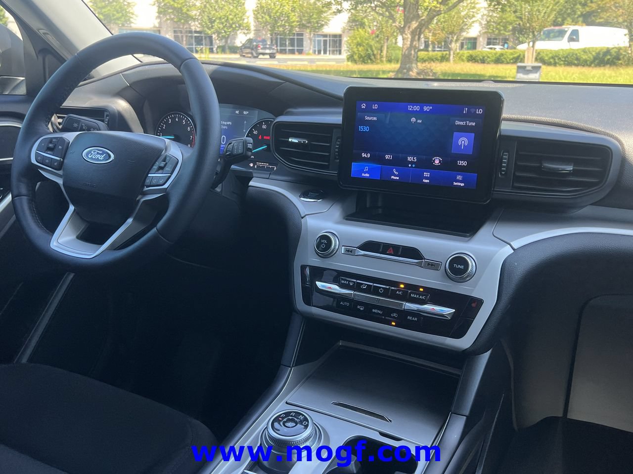 Certified 2023 Ford Explorer XLT RWD image 6