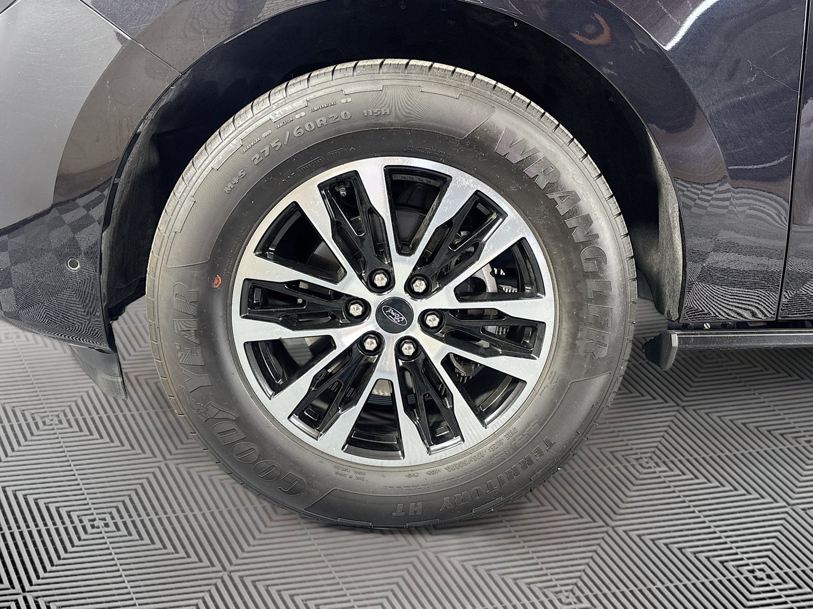 Certified 2025 Ford Expedition Platinum AWD/4WD image 34