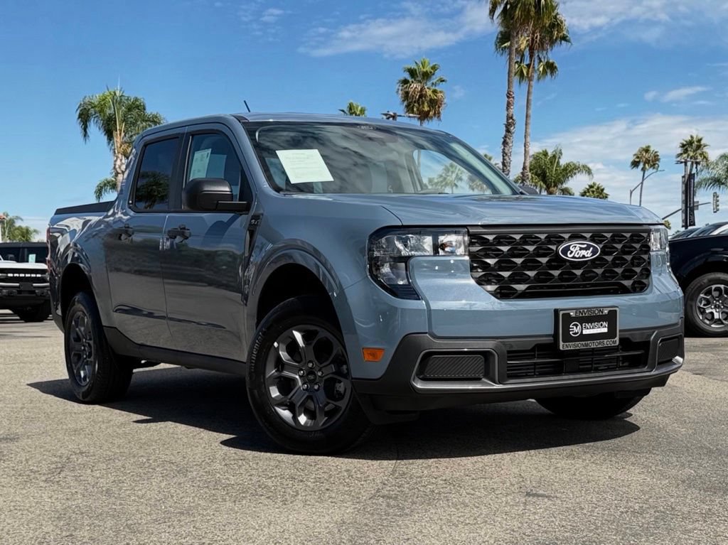 Certified 2026 Ford Maverick XLT FWD image 2
