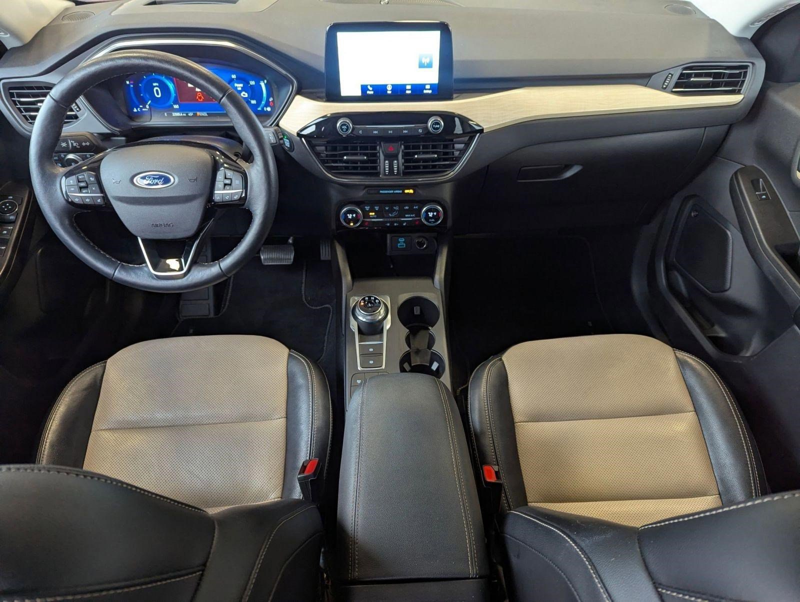 Certified 2021 Ford Escape Titanium w/ Titanium Elite Package image 15