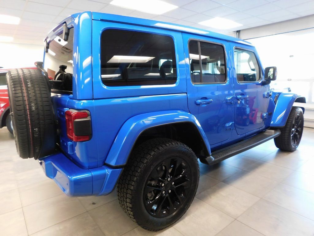 Used 2022 Jeep Wrangler Unlimited Sahara image 6