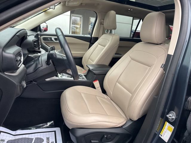 Certified 2023 Ford Explorer XLT w/ Equipment Group 202A AWD/4WD image 12