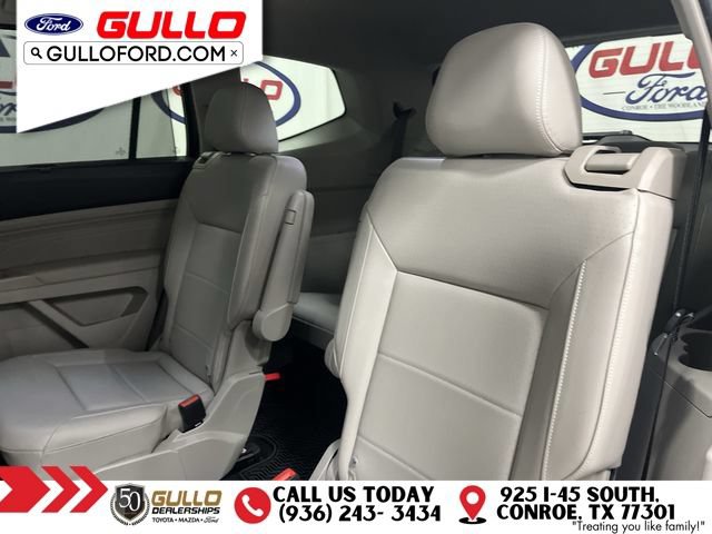 Used 2021 Volkswagen Atlas SE w/ Panoramic Sunroof Package AWD/4WD image 13