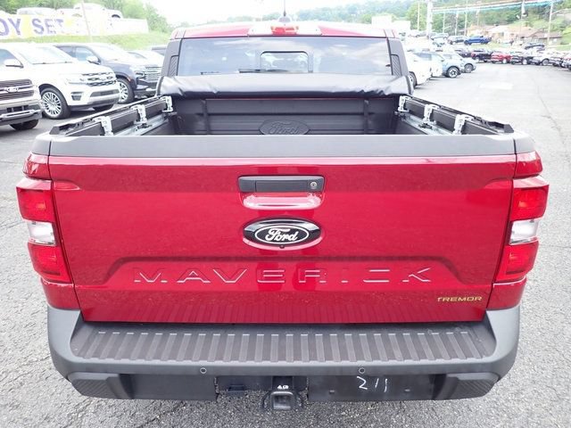 Certified 2025 Ford Maverick Tremor AWD/4WD image 6
