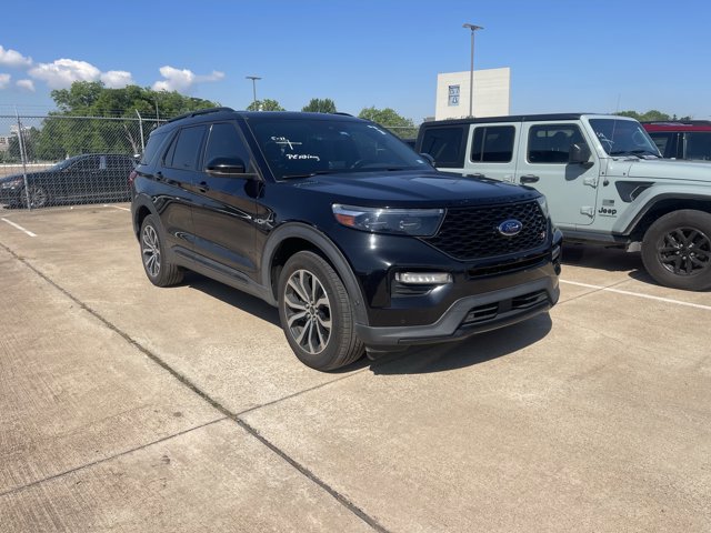 Certified 2020 Ford Explorer ST w/ Premium Technology Package AWD/4WD image 2