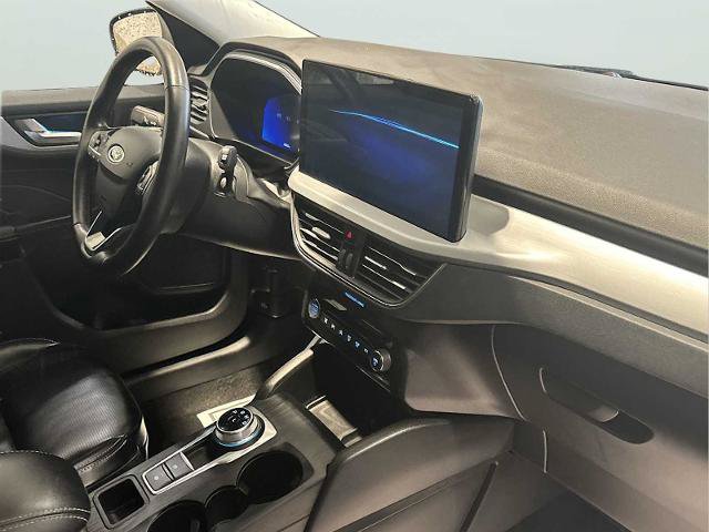 Certified 2024 Ford Escape Platinum AWD/4WD image 28