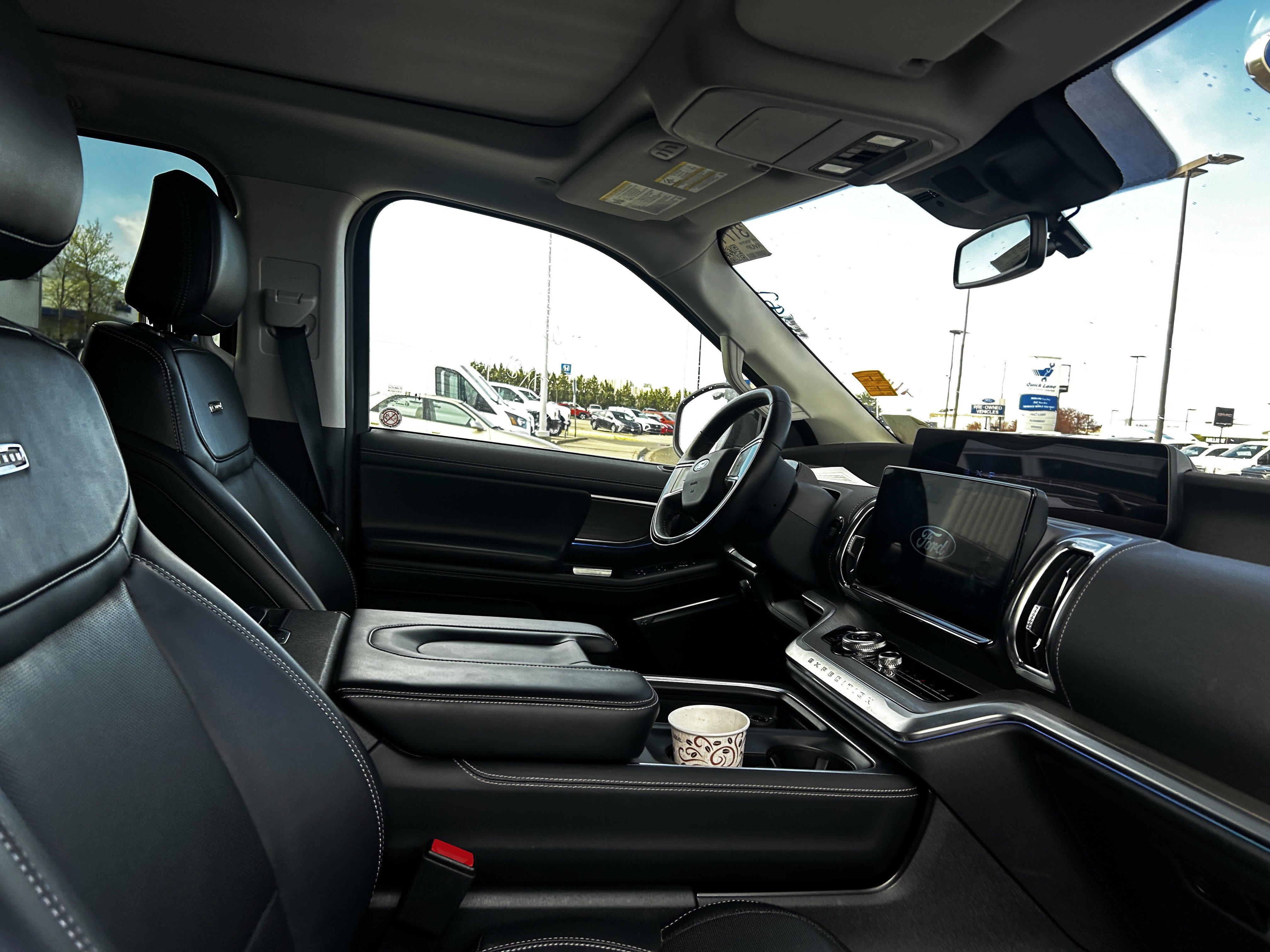 Certified 2025 Ford Expedition Platinum AWD/4WD image 13