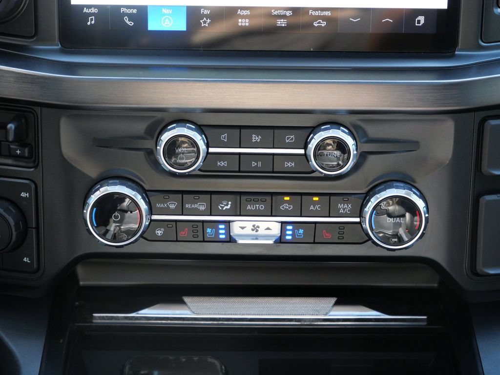 Certified 2024 Ford F350 Lariat w/ Lariat Ultimate Package AWD/4WD image 17