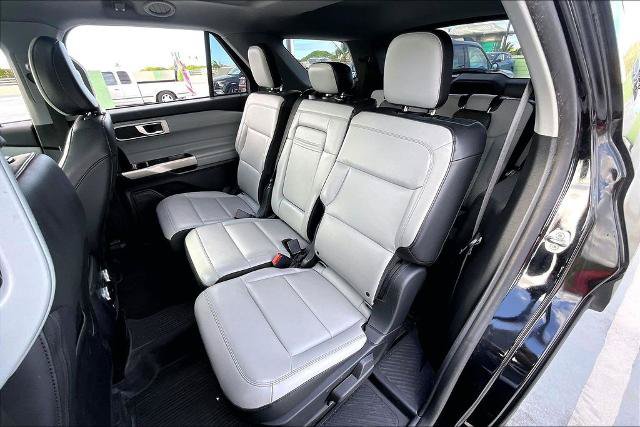 Certified 2021 Ford Explorer XLT w/ Equipment Group 202A RWD image 28