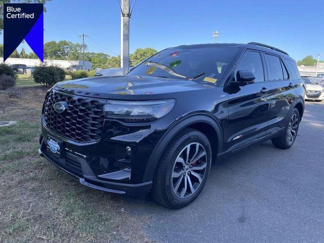 Certified 2025 Ford Explorer ST-Line w/ Premium Package RWD image 1