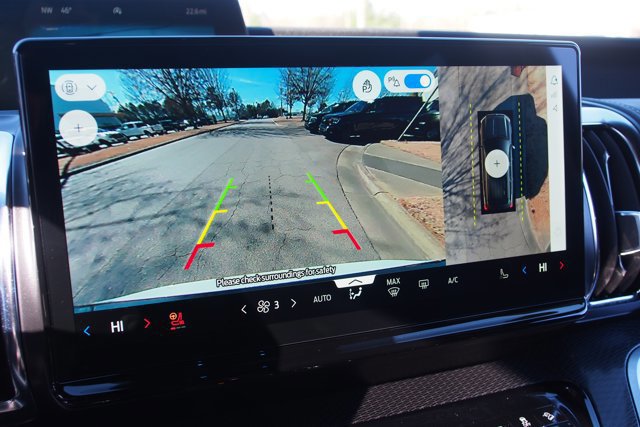 Certified 2025 Ford Expedition Platinum w/ Stealth Performance Package image 30