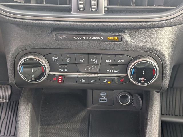 Certified 2023 Ford Escape Active AWD/4WD image 22