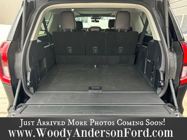 Certified 2025 Ford Expedition Max Platinum w/ Platinum Ultimate Package image 6