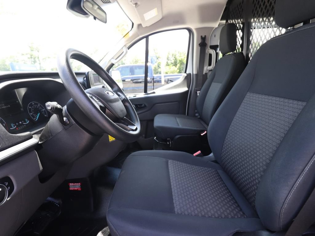 Certified 2024 Ford Transit 250 Low Roof w/ Exterior Upgrade Package RWD image 2