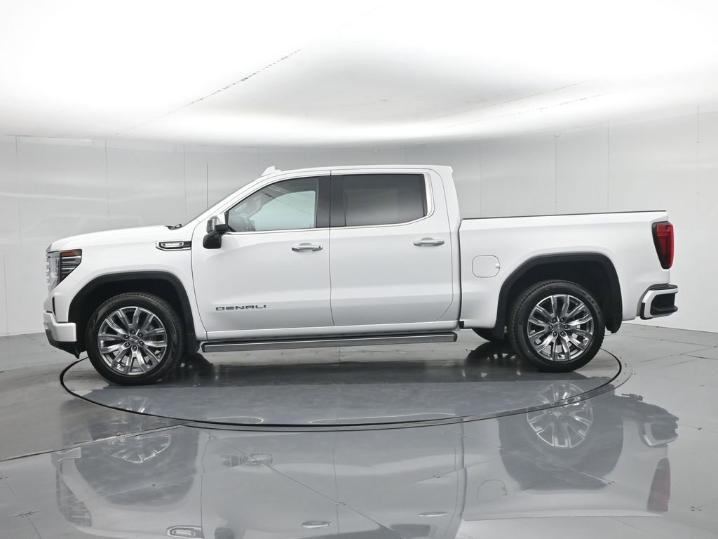 Used 2024 GMC Sierra 1500 Denali w/ Denali Reserve Package AWD/4WD image 32