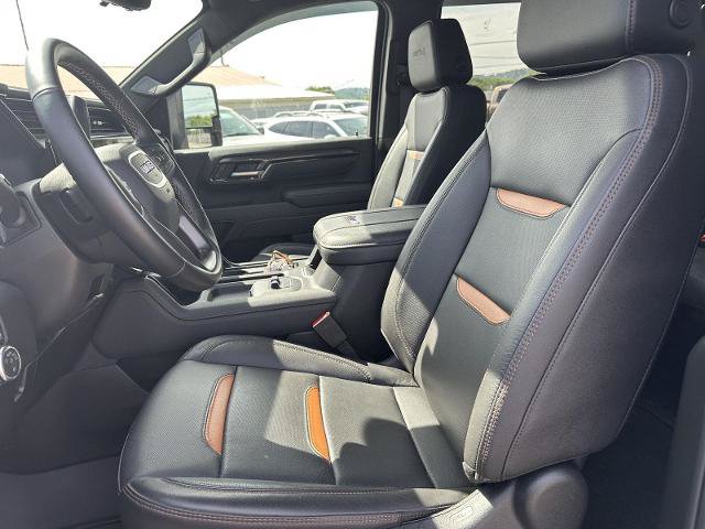Used 2026 GMC Sierra 2500 AT4 w/ AT4 Premium Plus Package AWD/4WD image 15