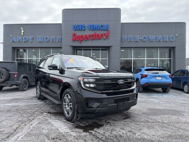 Certified 2025 Ford Expedition Active image 5