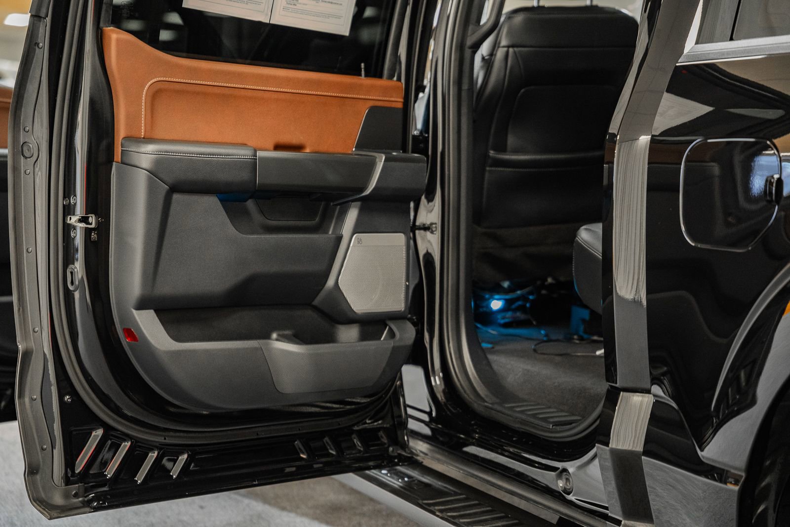 Certified 2023 Ford F150 Lariat w/ Equipment Group 502A High image 47