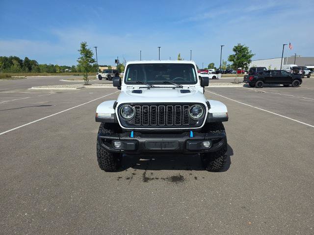 Used 2025 Jeep Wrangler Unlimited Rubicon 4xe AWD/4WD image 2