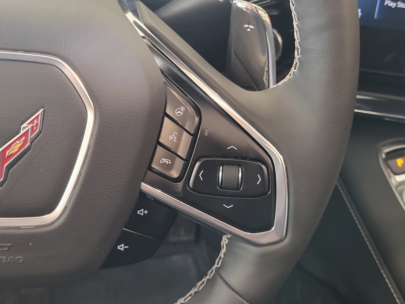 Used 2024 Chevrolet Corvette Stingray Preferred Cpe w/ Stealth Interior Trim Package image 20