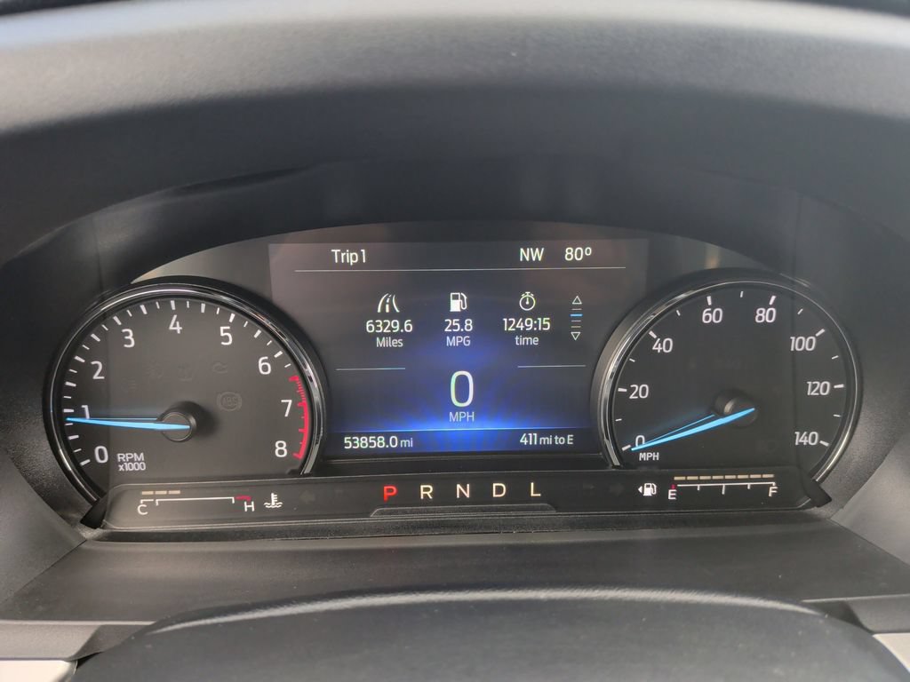 Certified 2022 Ford Explorer XLT w/ Equipment Group 202A AWD/4WD image 31