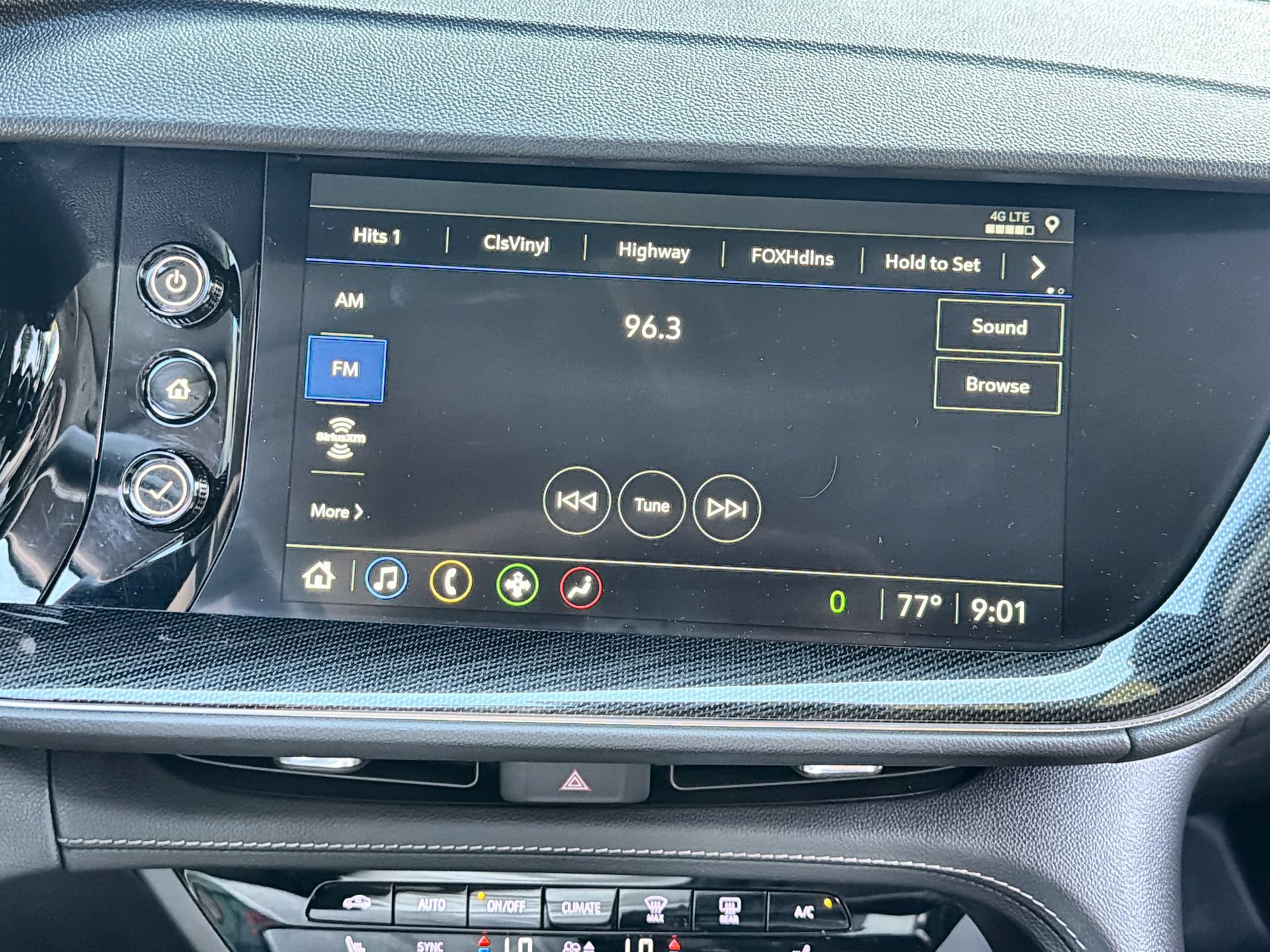 Used 2023 Buick Envision Preferred AWD/4WD image 16