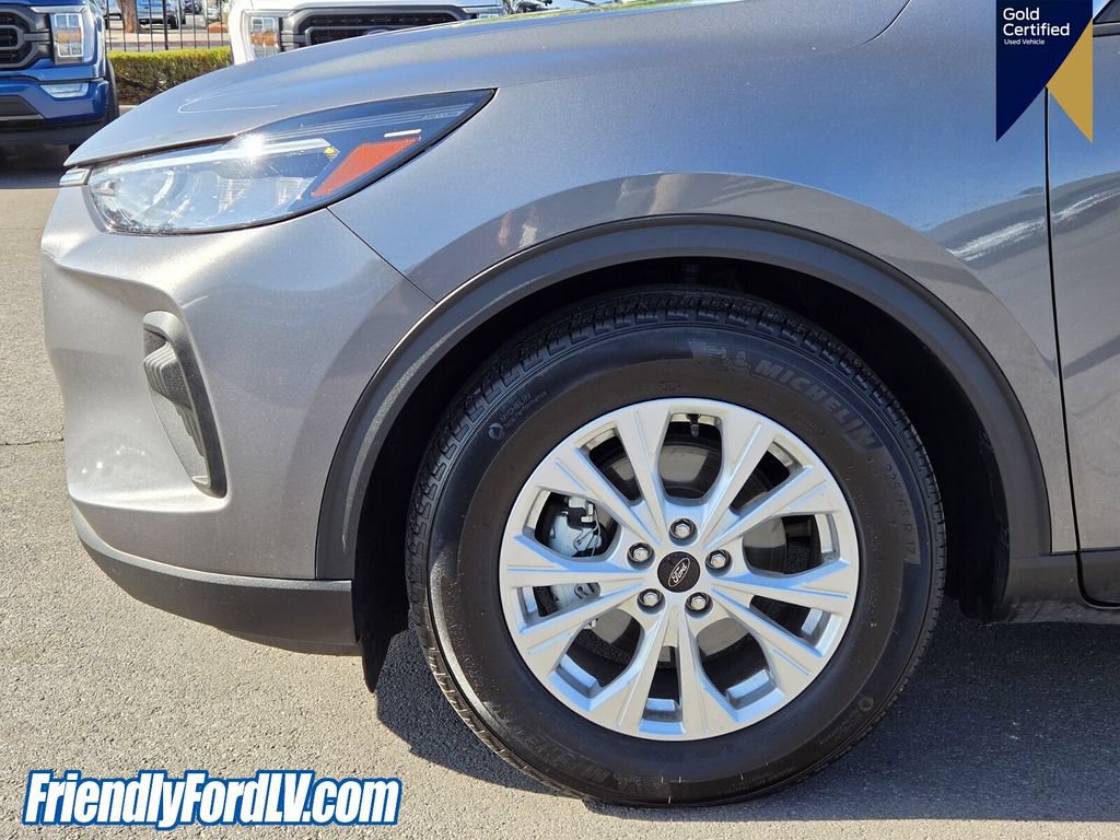 Certified 2023 Ford Escape Active w/ Tech Pack #1 FWD image 9
