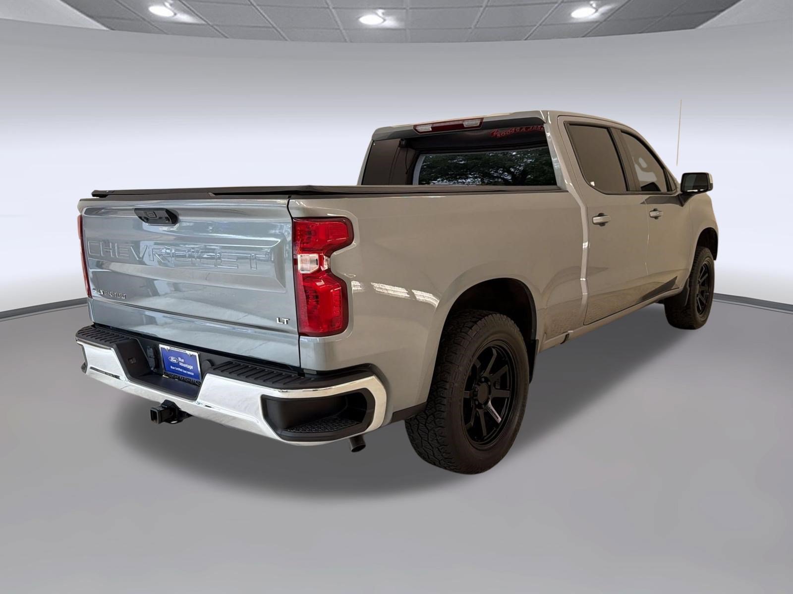 Used 2024 Chevrolet Silverado 1500 LT w/ Protection Package RWD image 9