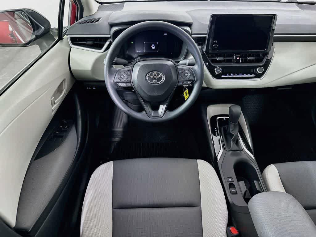 Used 2026 Toyota Corolla LE FWD image 10
