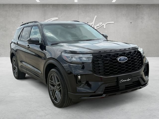 Certified 2025 Ford Explorer ST-Line w/ ST-Line Street Pack AWD/4WD image 2