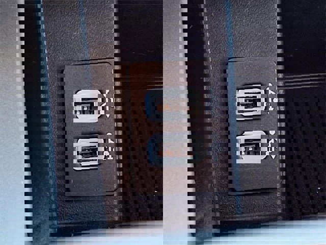 Certified 2018 Ford F150 Lariat w/ Equipment Group 502A Luxury image 19