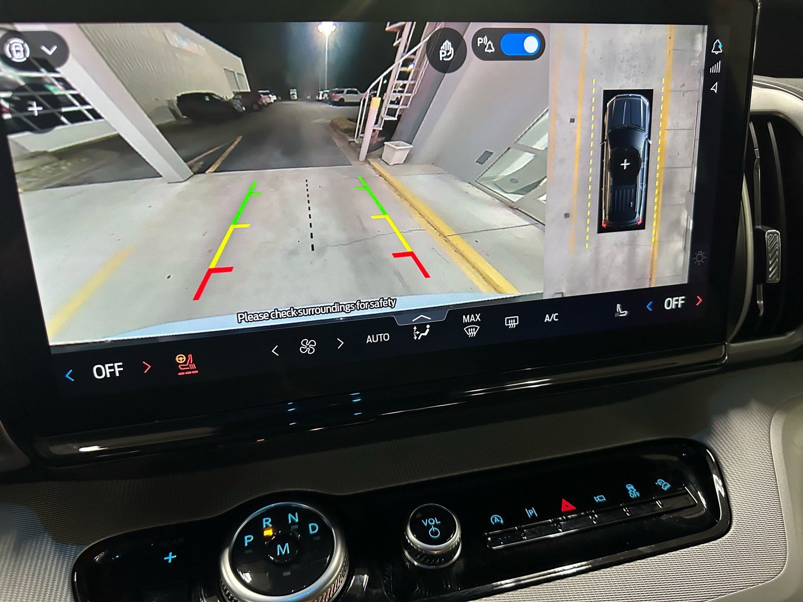 Certified 2025 Ford Expedition Active image 47