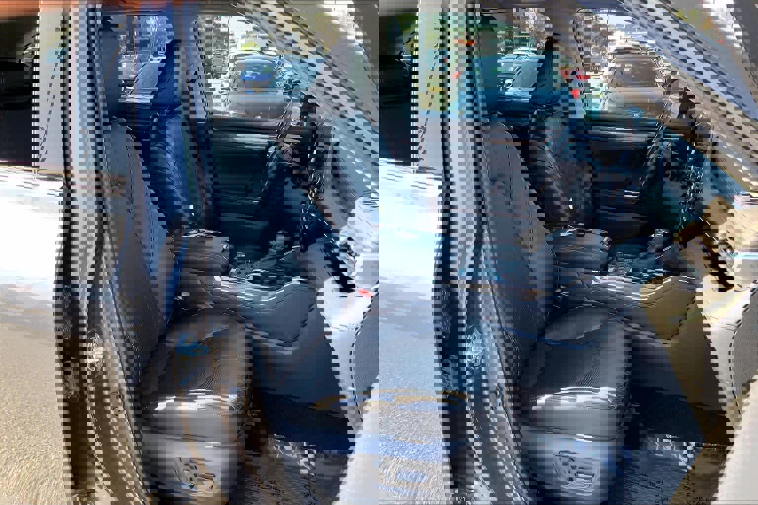 Used 2023 Toyota Highlander Limited image 9