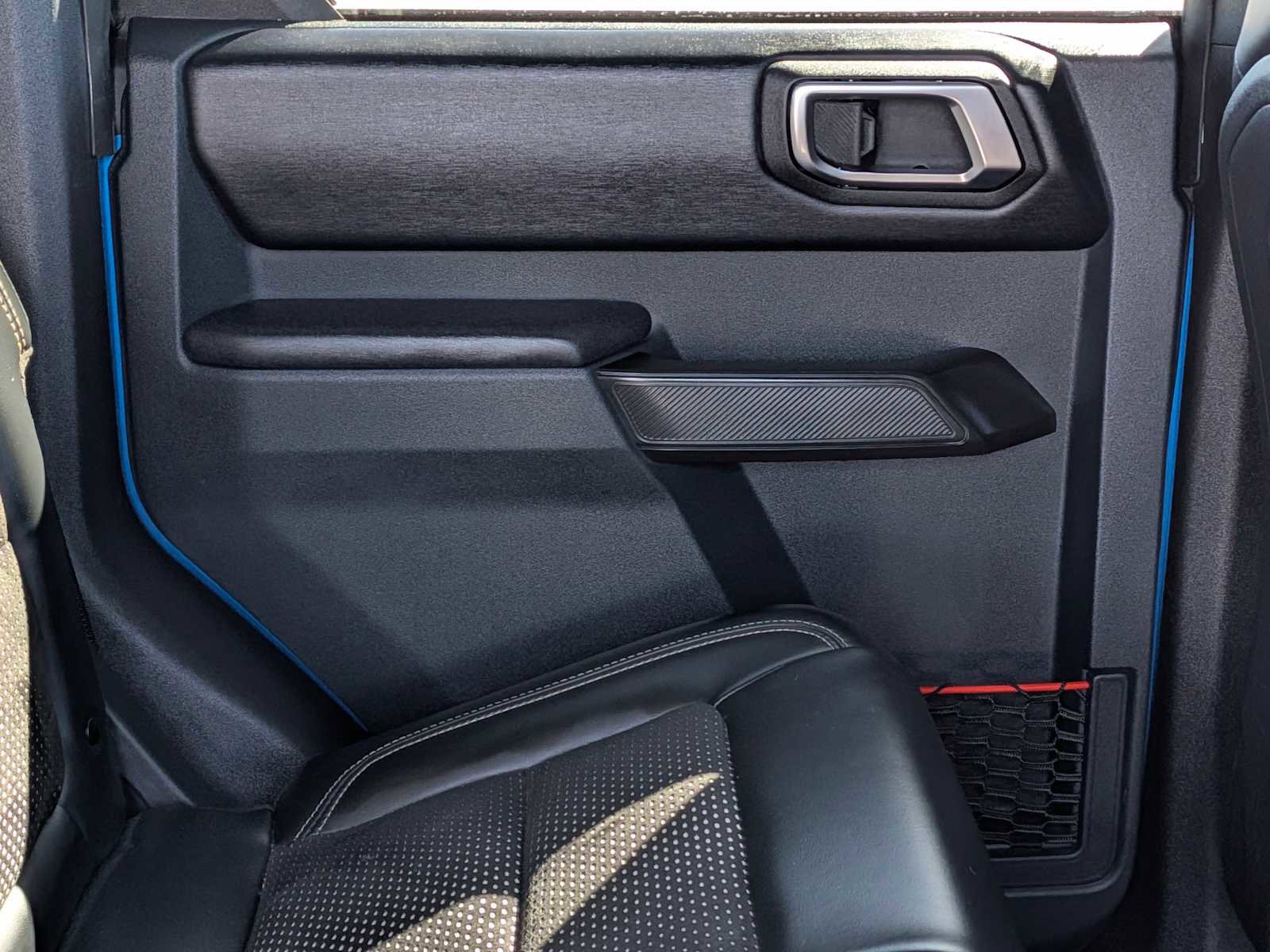 Certified 2024 Ford Bronco Raptor w/ Interior Carbon Fiber Pack 6 AWD/4WD image 28