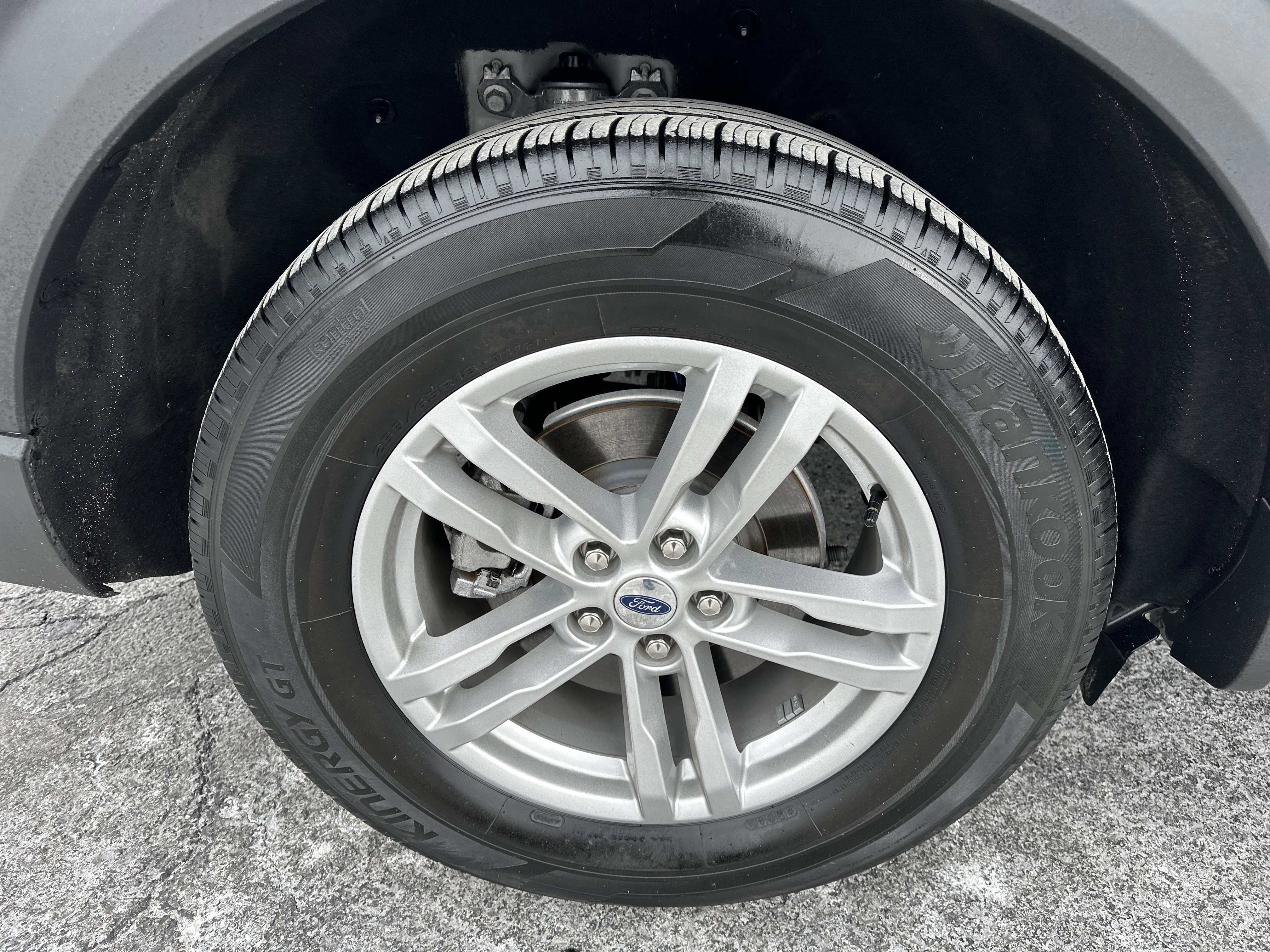 Certified 2023 Ford Explorer XLT w/ Equipment Group 202A image 12