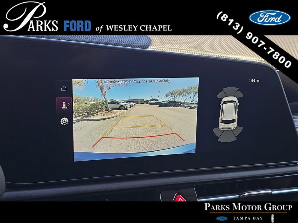 Used 2023 Kia Niro SX Touring image 23